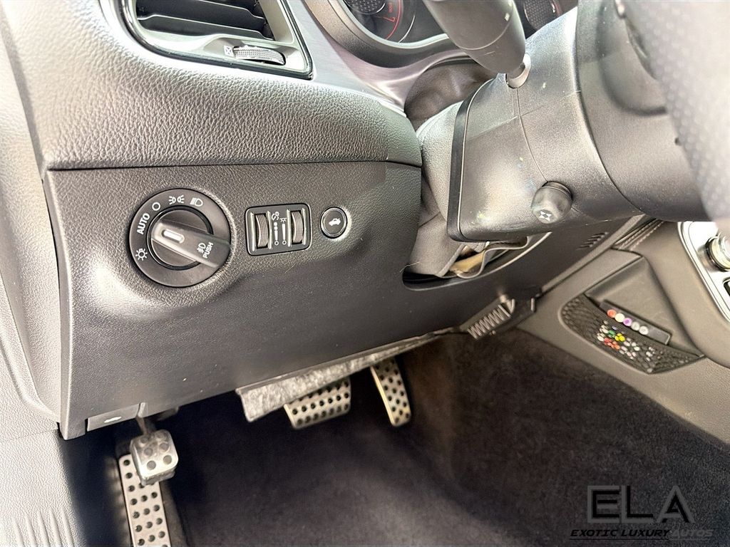 2017 Dodge Challenger SXT - 23029553 - 10