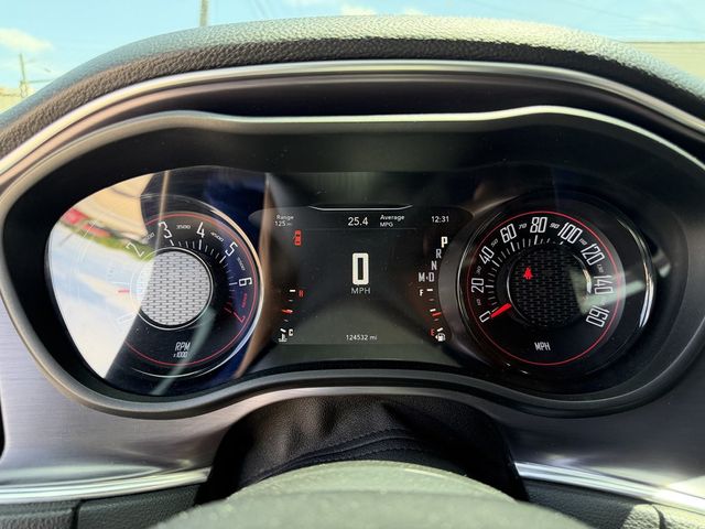 2017 Dodge Challenger SXT - 23029553 - 10