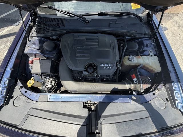 2017 Dodge Challenger SXT - 23029553 - 16