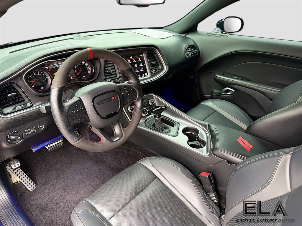 2017 Dodge Challenger SXT - 23029553 - 23