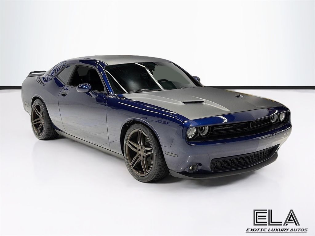 2017 Dodge Challenger SXT - 23029553 - 35