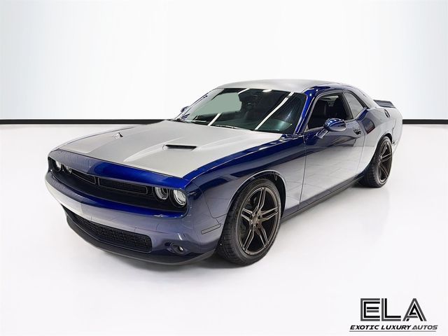 2017 Dodge Challenger SXT - 23029553 - 43