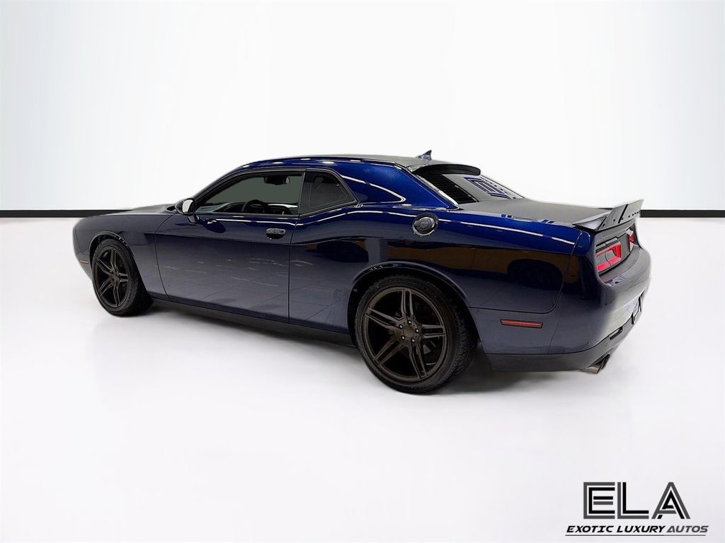 2017 Dodge Challenger SXT - 23029553 - 4