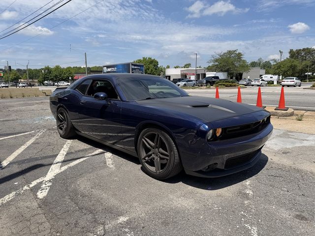 2017 Dodge Challenger SXT - 23029553 - 6