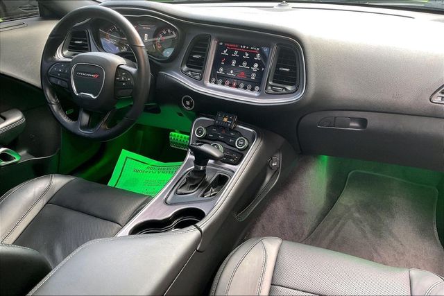 2017 Dodge Challenger SXT Plus Coupe - 23040303 - 12
