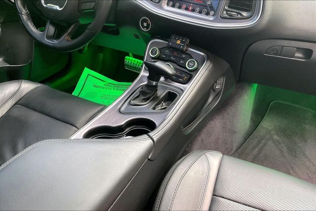2017 Dodge Challenger SXT Plus Coupe - 23040303 - 29