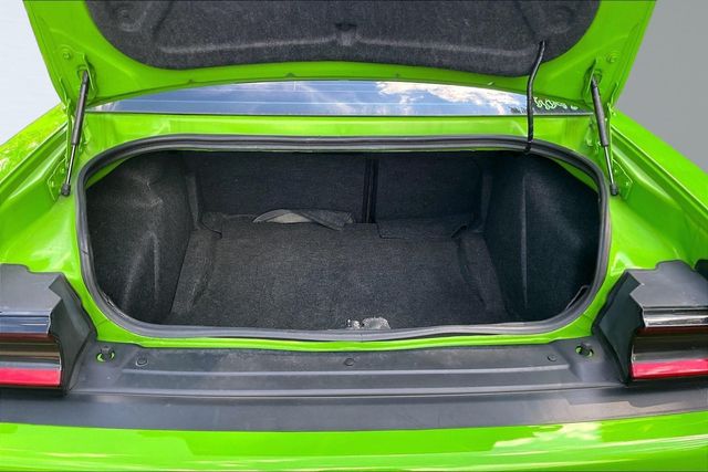 2017 Dodge Challenger SXT Plus Coupe - 23040303 - 35