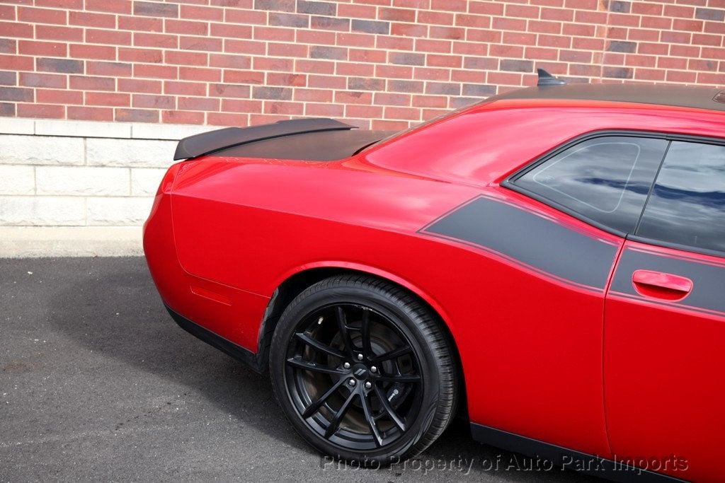 2017 Dodge Challenger T/A 392 photo 16
