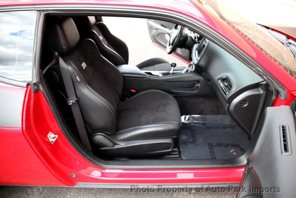 2017 Dodge Challenger T/A 392 photo 31