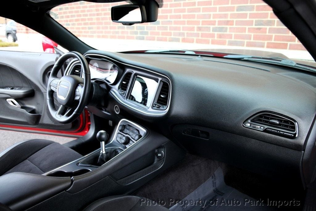 2017 Dodge Challenger T/A 392 photo 34