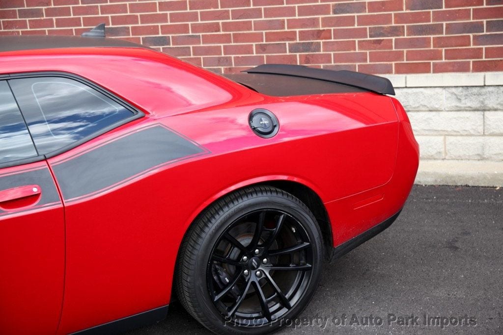 2017 Dodge Challenger T/A 392 photo 6