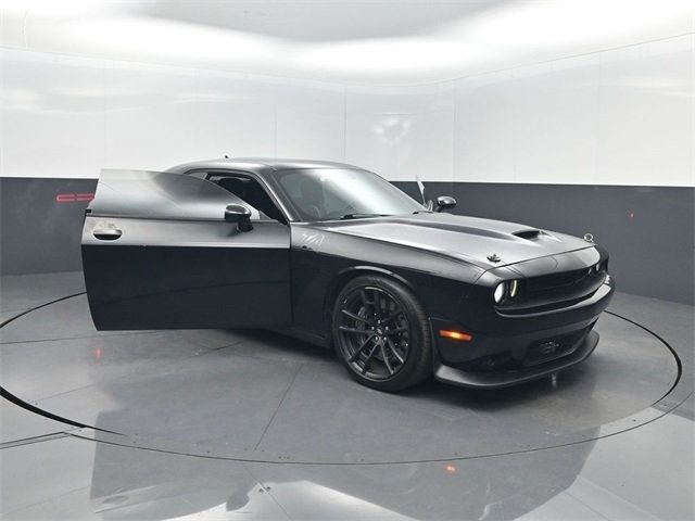 2017 Dodge Challenger T/A 392 Coupe - 22904242 - 32