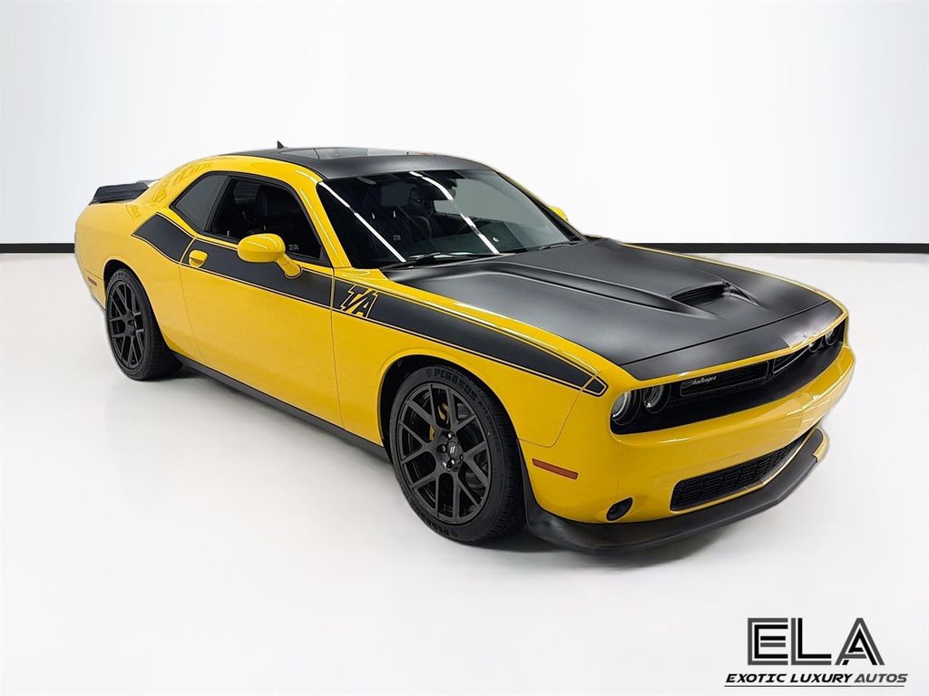 2017 Dodge Challenger THIS IS A  AUTOMATIC! APPLE CAR PLAY! SUNROOF! NAVIGATION!  - 23030813 - 38