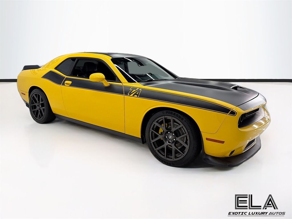 2017 Dodge Challenger THIS IS A  AUTOMATIC! APPLE CAR PLAY! SUNROOF! NAVIGATION!  - 23030813 - 40