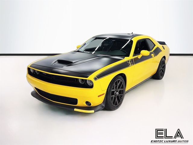 2017 Dodge Challenger THIS IS A  AUTOMATIC! APPLE CAR PLAY! SUNROOF! NAVIGATION!  - 23030813 - 52