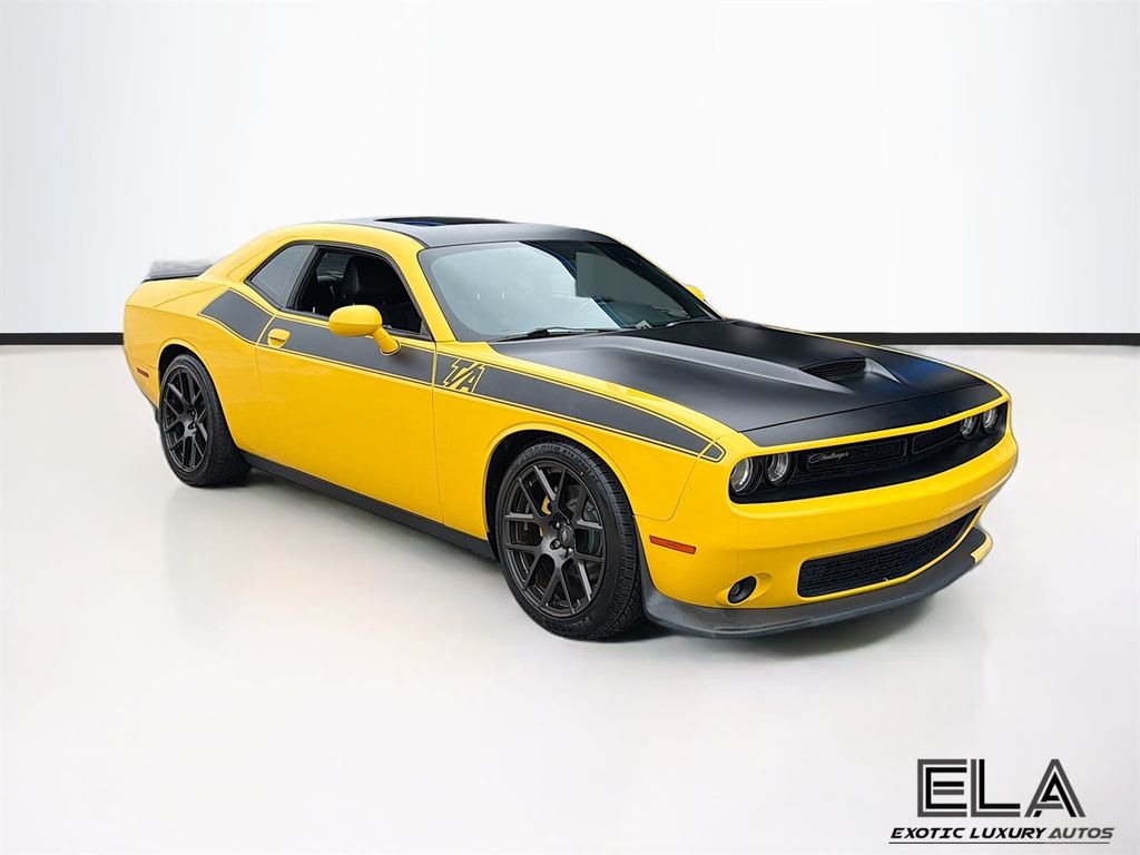 2017 Dodge Challenger THIS IS A  AUTOMATIC! APPLE CAR PLAY! SUNROOF! NAVIGATION!  - 23030813 - 68