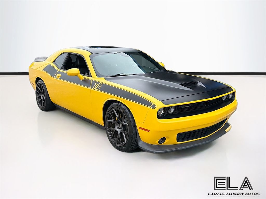 2017 Dodge Challenger THIS IS A  AUTOMATIC! APPLE CAR PLAY! SUNROOF! NAVIGATION!  - 23030813 - 69