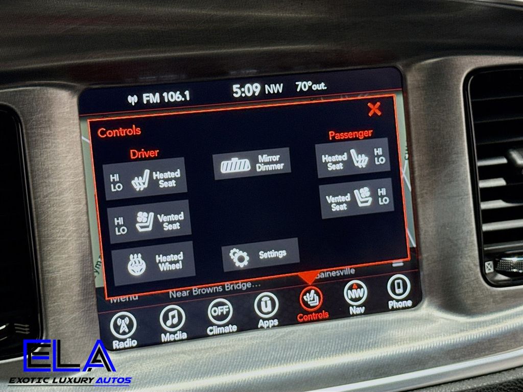 2017 Dodge Charger R/T photo 22