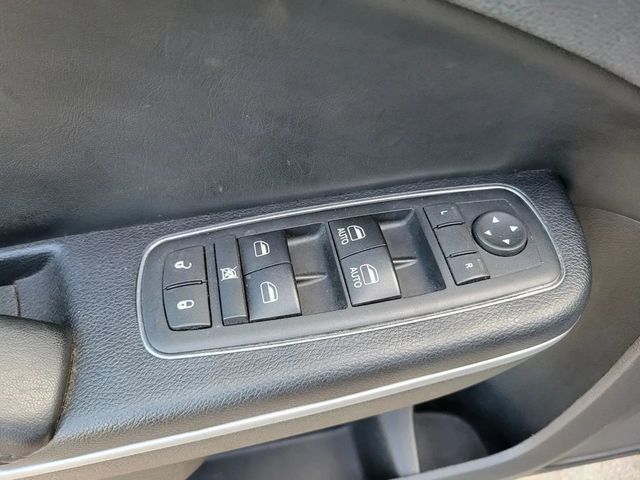 2017 Dodge Charger Police - 22932425 - 19