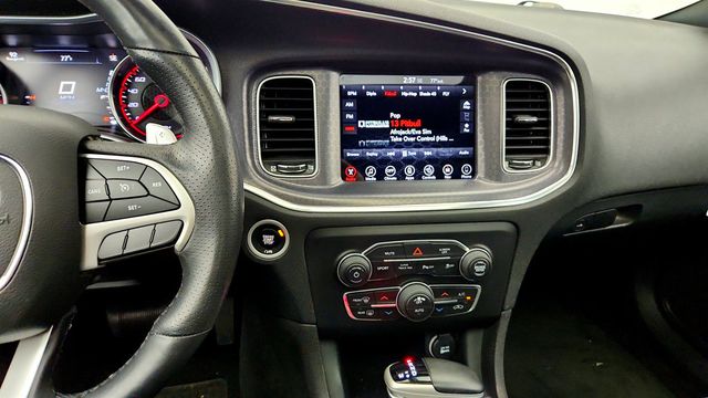 2017 Dodge Charger R/T Scat Pack RWD w/ Alcantara Pkg & Beats Audio - 23041051 - 17