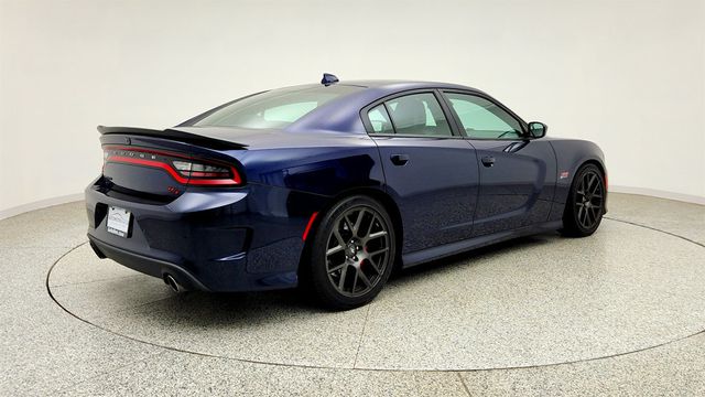 2017 Dodge Charger R/T Scat Pack RWD w/ Alcantara Pkg & Beats Audio - 23041051 - 4