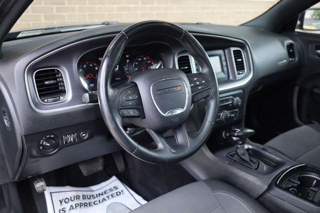 2017 Dodge Charger SE - 23052445 - 12