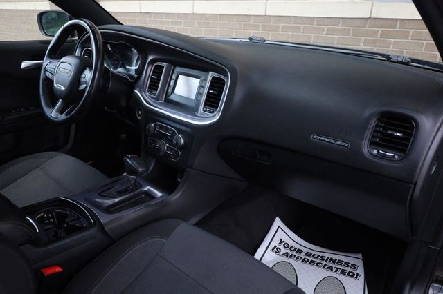 2017 Dodge Charger SE - 23052445 - 20