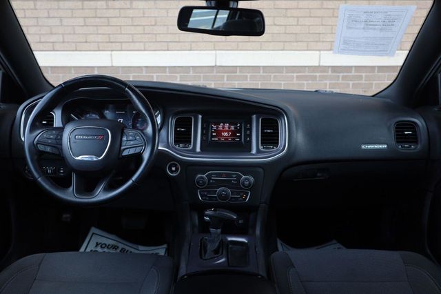 2017 Dodge Charger SE - 23052445 - 21