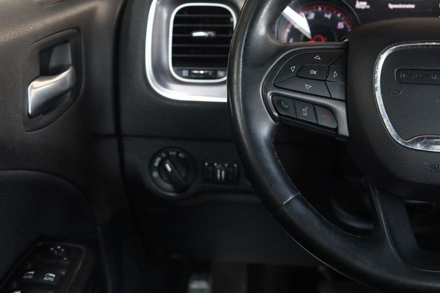 2017 Dodge Charger SE - 23052445 - 23