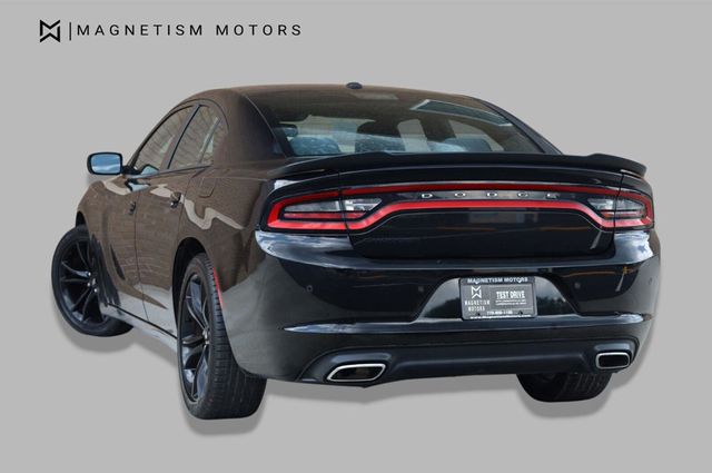 2017 Dodge Charger SE - 23052445 - 6