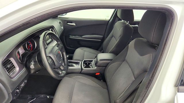 2017 Dodge Charger SE RWD w/ Popular Equipment Group - 23045071 - 18
