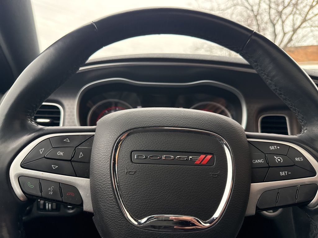 2017 Dodge Charger SXT AWD - 22989831 - 9