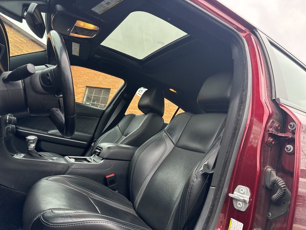 2017 Dodge Charger SXT AWD - 22989831 - 6