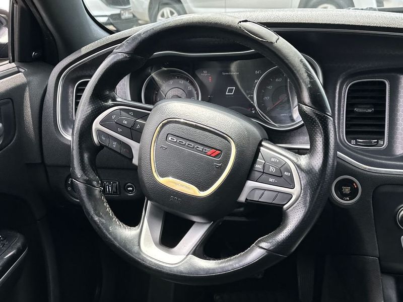 2017 Dodge Charger SXT RWD - 23013960 - 16