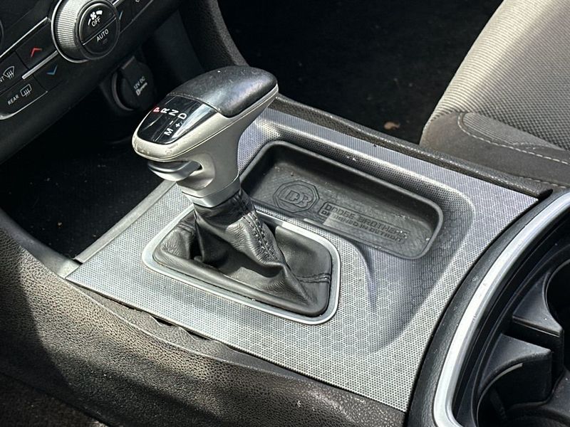 2017 Dodge Charger SXT RWD - 23013960 - 17