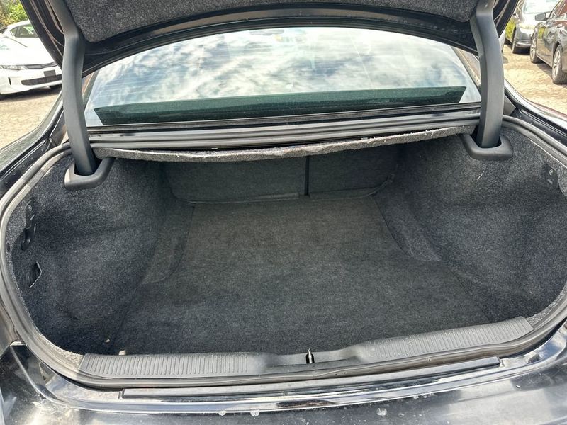 2017 Dodge Charger SXT RWD - 23013960 - 18