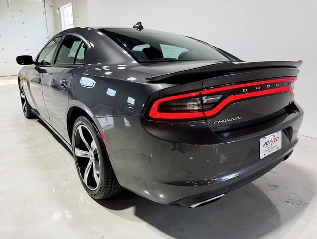 2017 Dodge Charger SXT RWD - 22929706 - 4