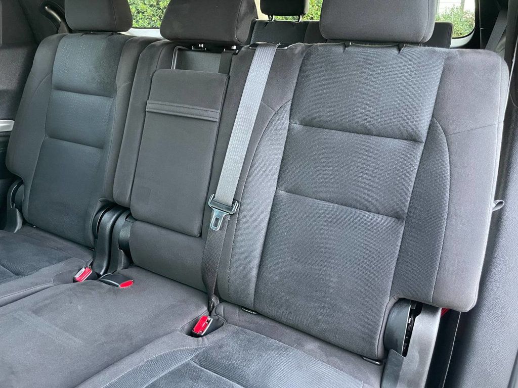 2017 Dodge Durango SXT photo 17