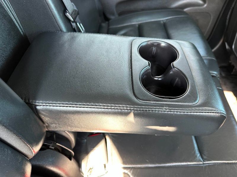 2017 Dodge Durango GT AWD - 22927030 - 31