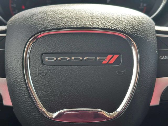 2017 Dodge Durango GT AWD - 23032531 - 31
