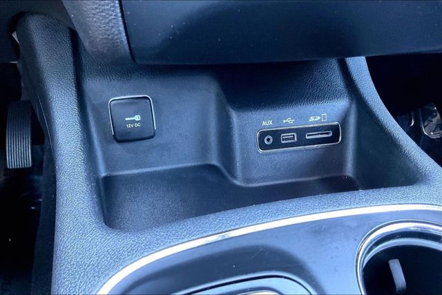 2017 Dodge Durango GT AWD - 23021197 - 28