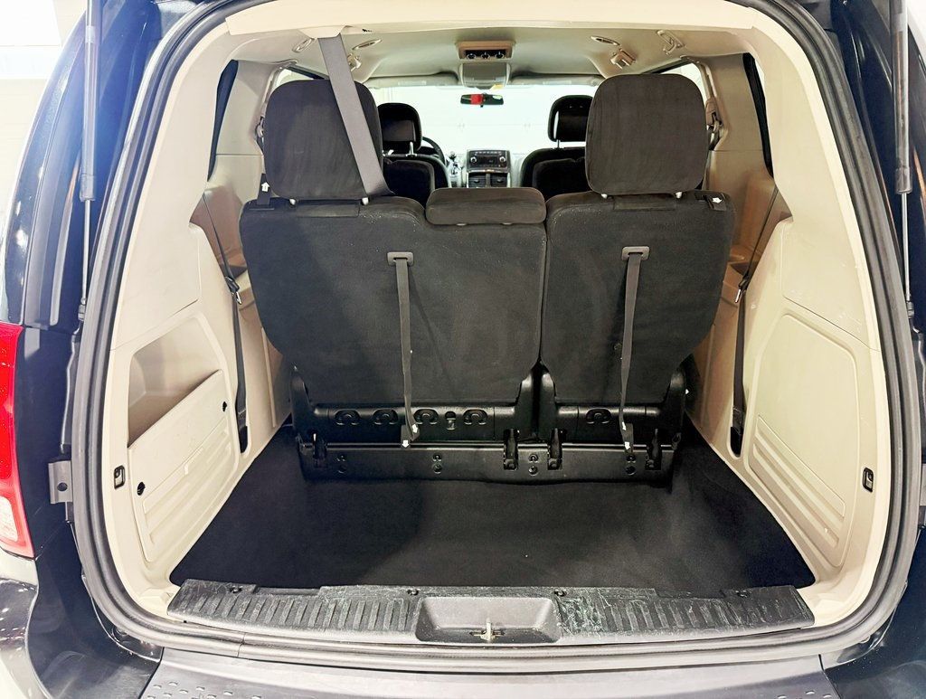 2017 Dodge Grand Caravan Crew - 22919957 - 21