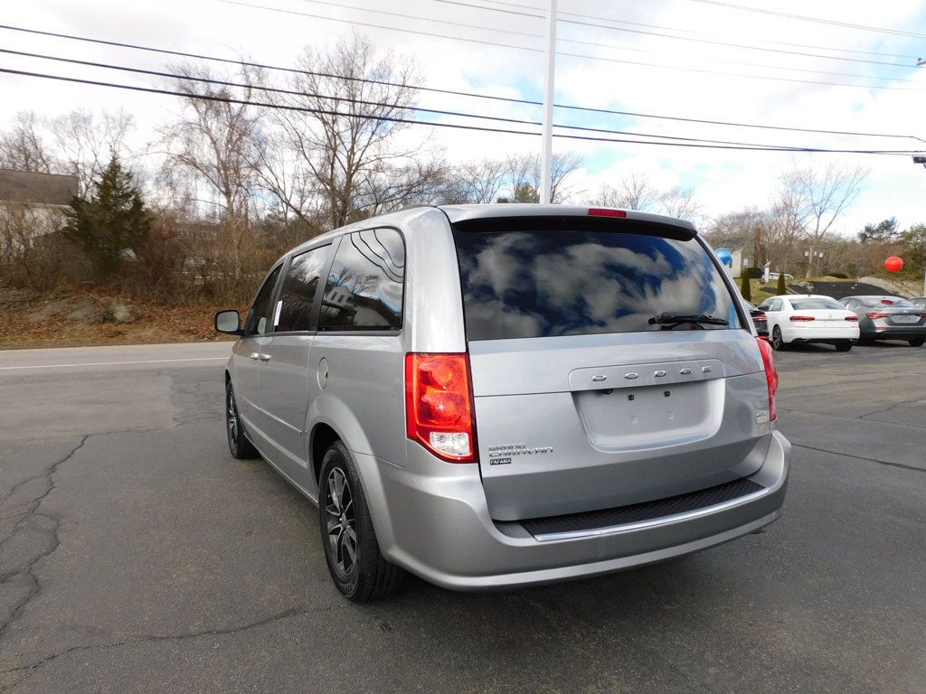 2017 Dodge Grand Caravan GT - 22355740 - 2