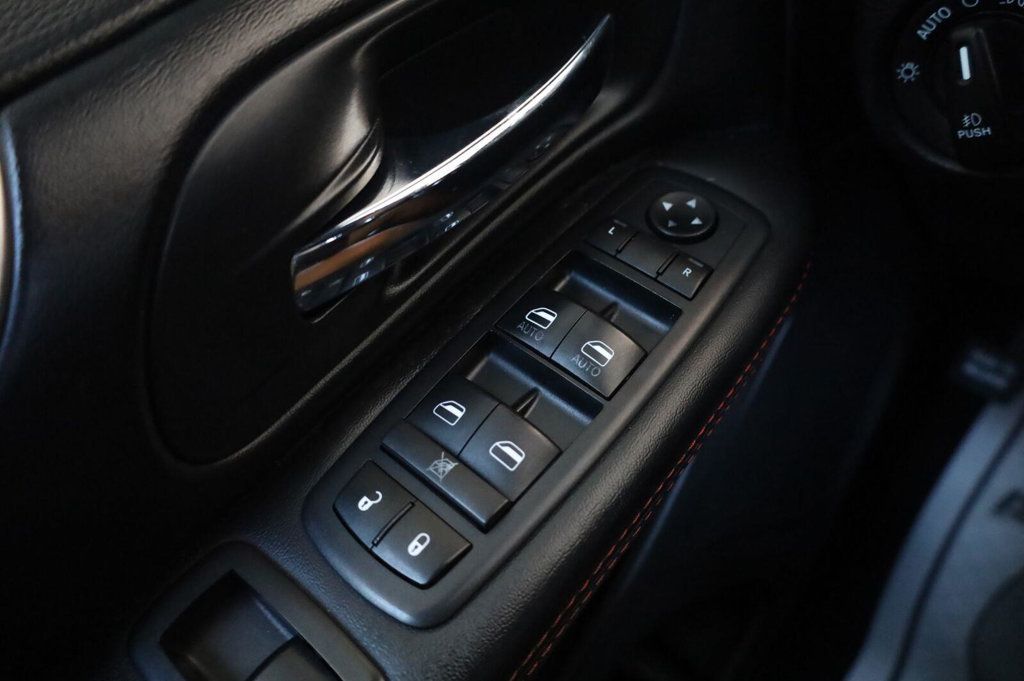 Dodge Grand Caravan GT photo 35