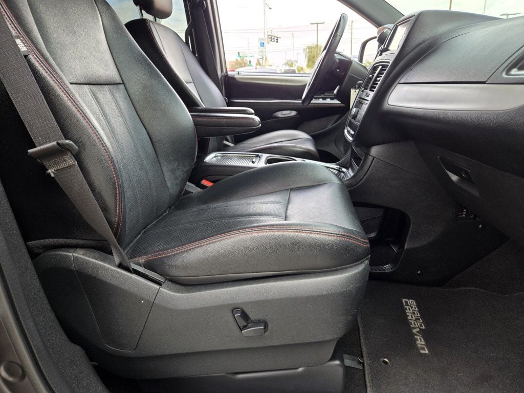 2017 Dodge Grand Caravan GT Wagon - 22928650 - 12