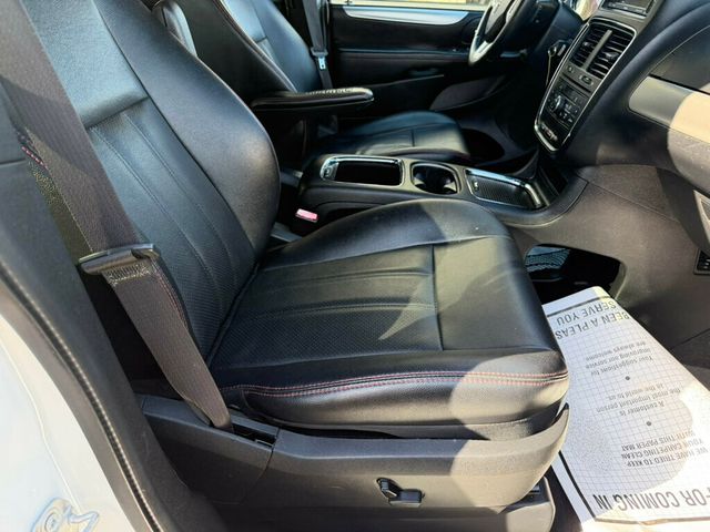 2017 Dodge Grand Caravan GT Wagon - 22984387 - 18