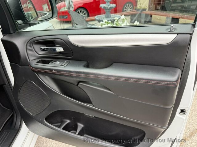 2017 Dodge Grand Caravan GT Wagon - 23070585 - 15