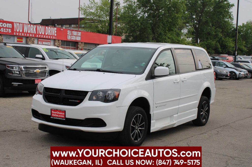2017 Dodge Grand Caravan SE 4dr Mini Van - 22903342 - 1