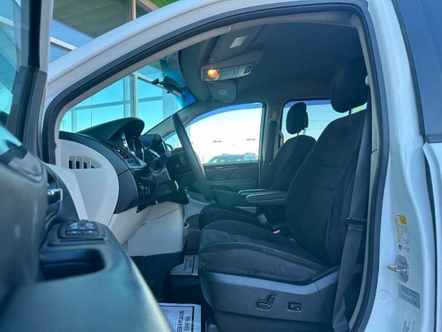2017 Dodge Grand Caravan SE 4dr Mini Van - 22957491 - 16