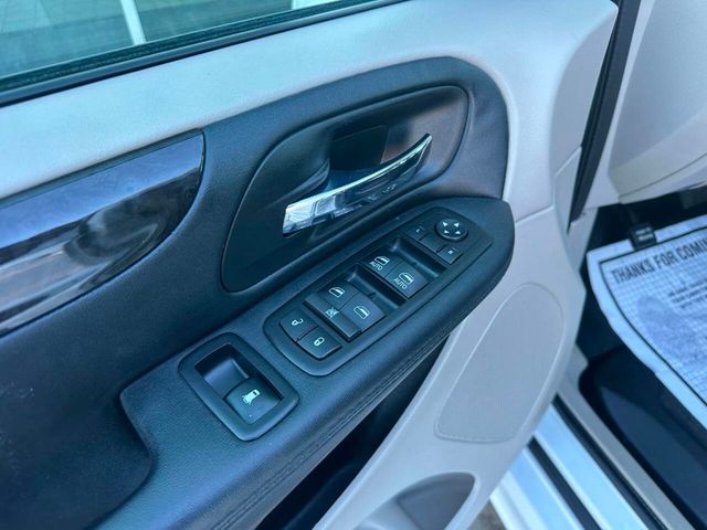 2017 Dodge Grand Caravan SE 4dr Mini Van - 22957491 - 27